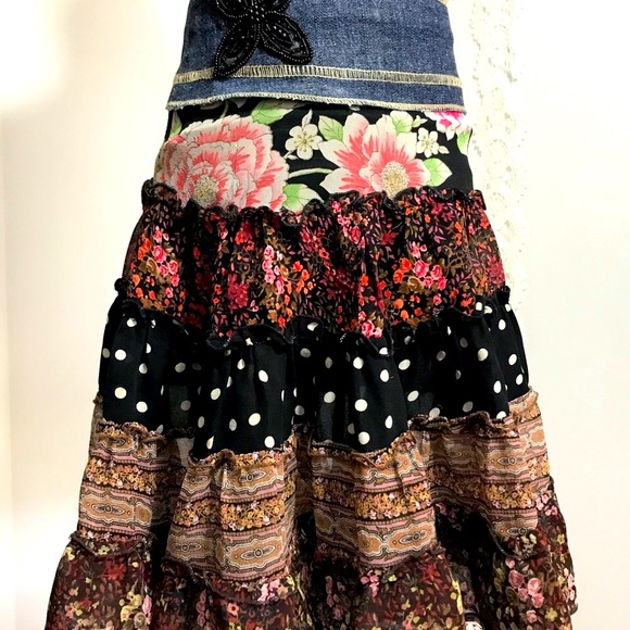 Girl Mania Boho Style Ruffled Skirt - Picture 5 of 7